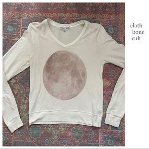 WILDFOX 💋🦊 Rare MOON BBJ (Sweatshirt) SMALL
